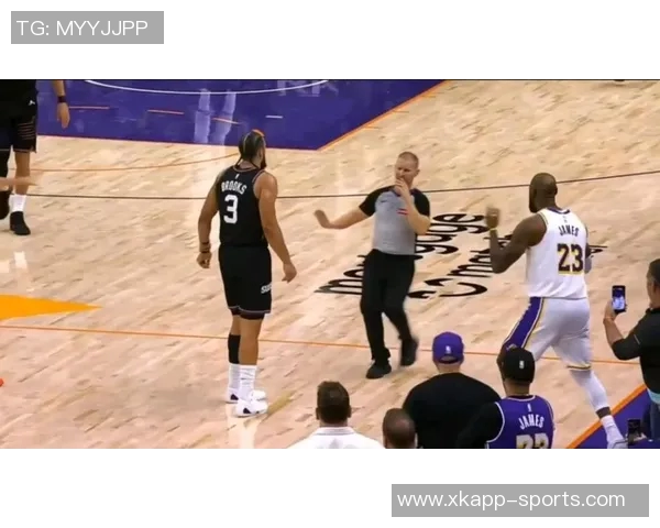 詹姆斯与狄龙激烈对峙互骂引发球场风波再升级